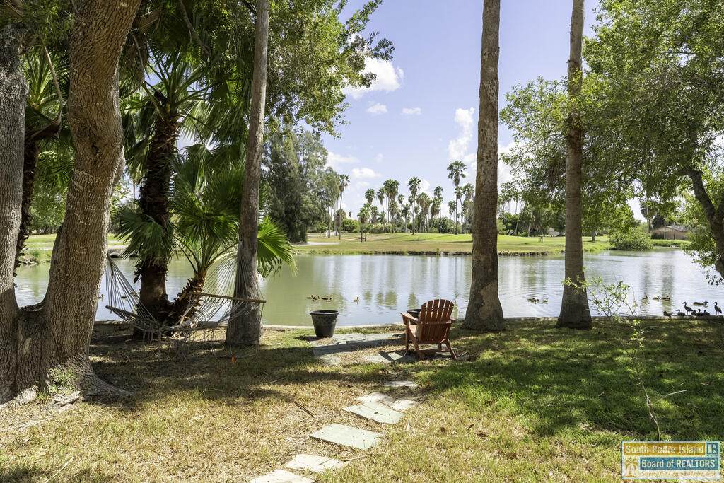 https://bt-photos.global.ssl.fastly.net/southpadre/orig_boomver_1_106838-2.jpg