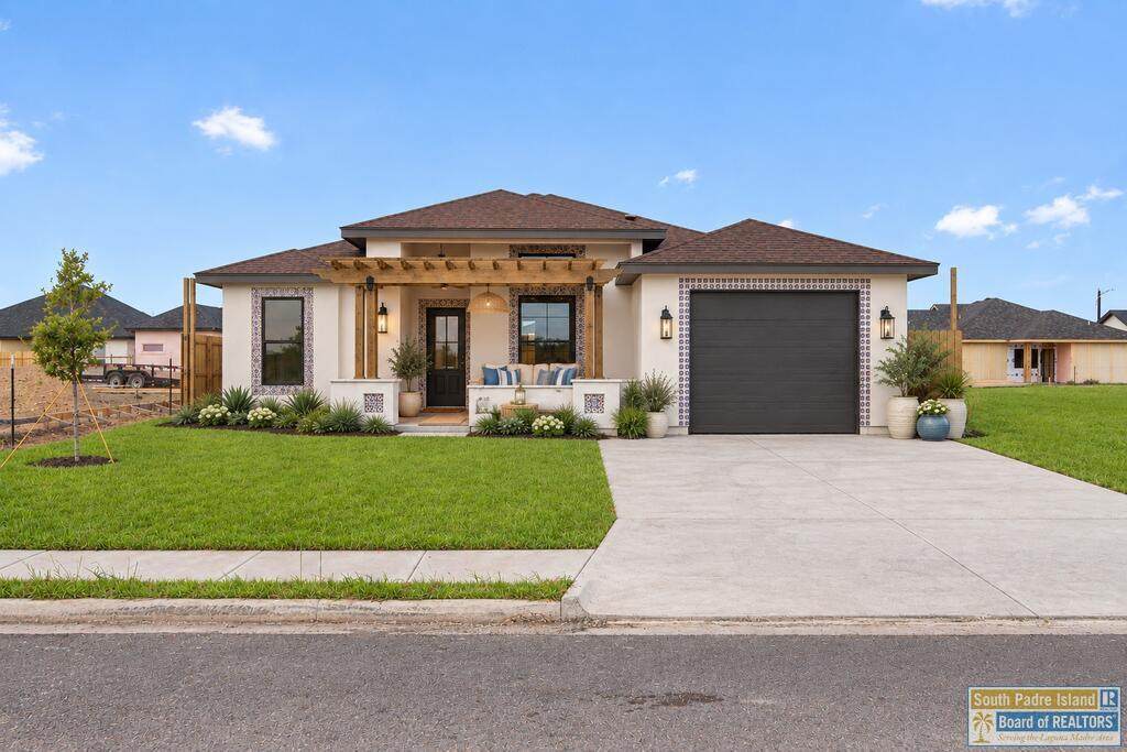 3102 Eliseo Villarreal Ave - Photo 1