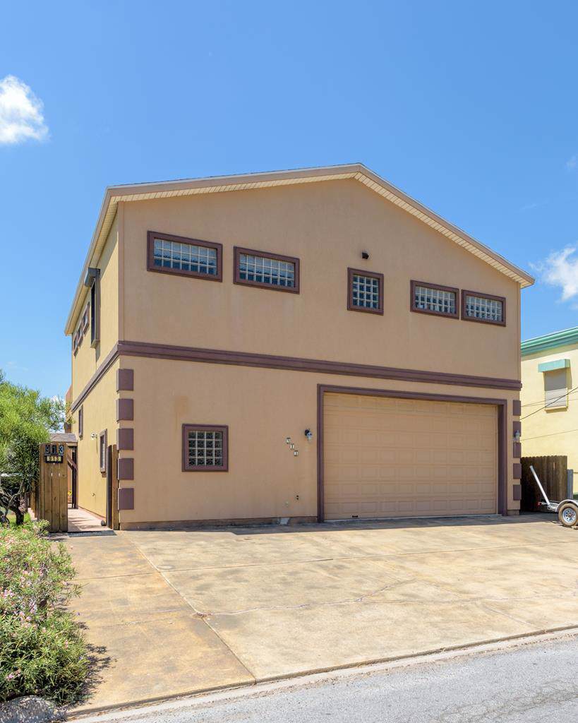 913 Tarpon Ave - Photo 1