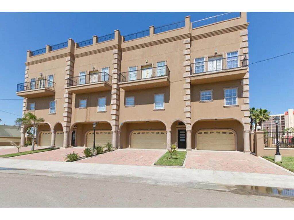 110 Coronado Dr. - Photo 1