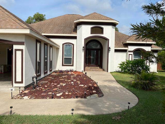 8 Bethpage Court - Photo 1