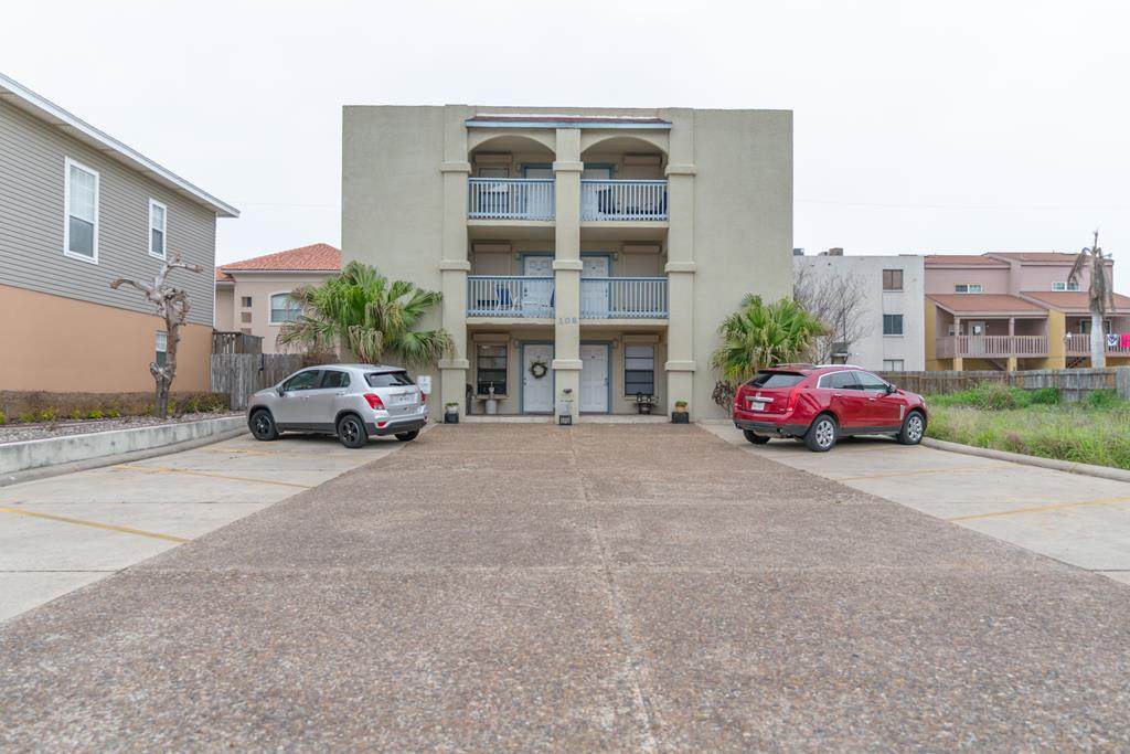 108 Oleander St. - Photo 1
