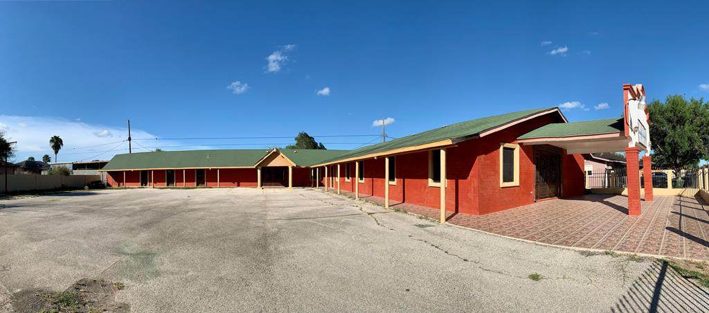 2402 Jeffery Ave. - Photo 1