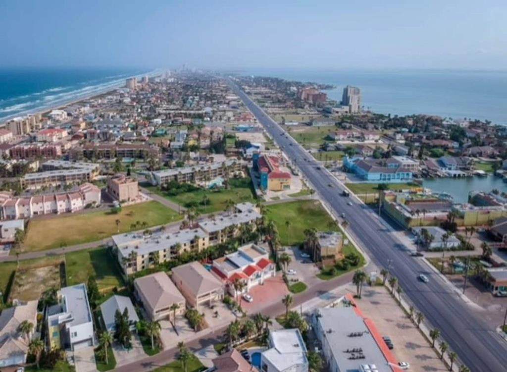 https://bt-photos.global.ssl.fastly.net/southpadre/orig_boomver_1_94683-2.jpg