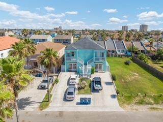 110 Retama St. - Photo 1