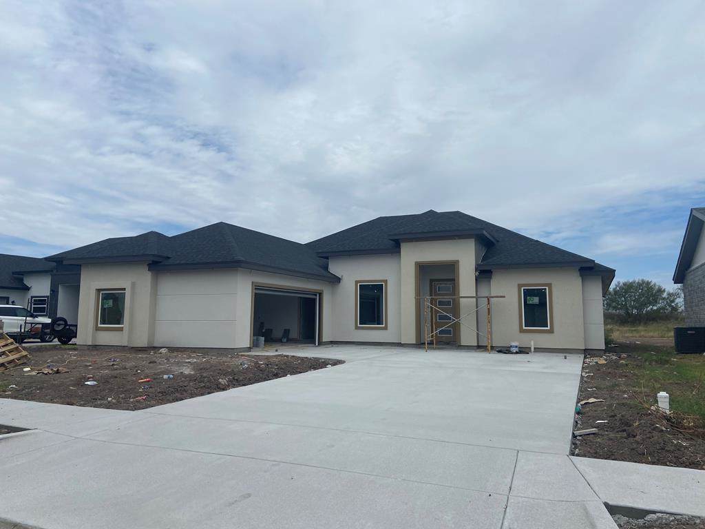 9444 Queen Palm - Photo 1