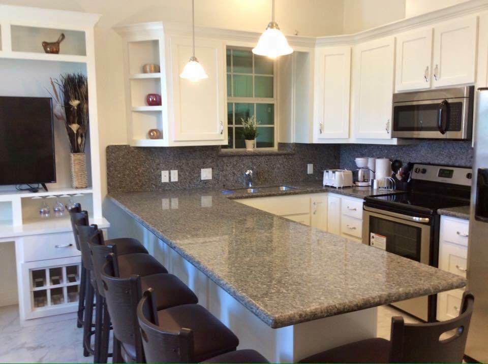 110 Retama St. - Photo 1