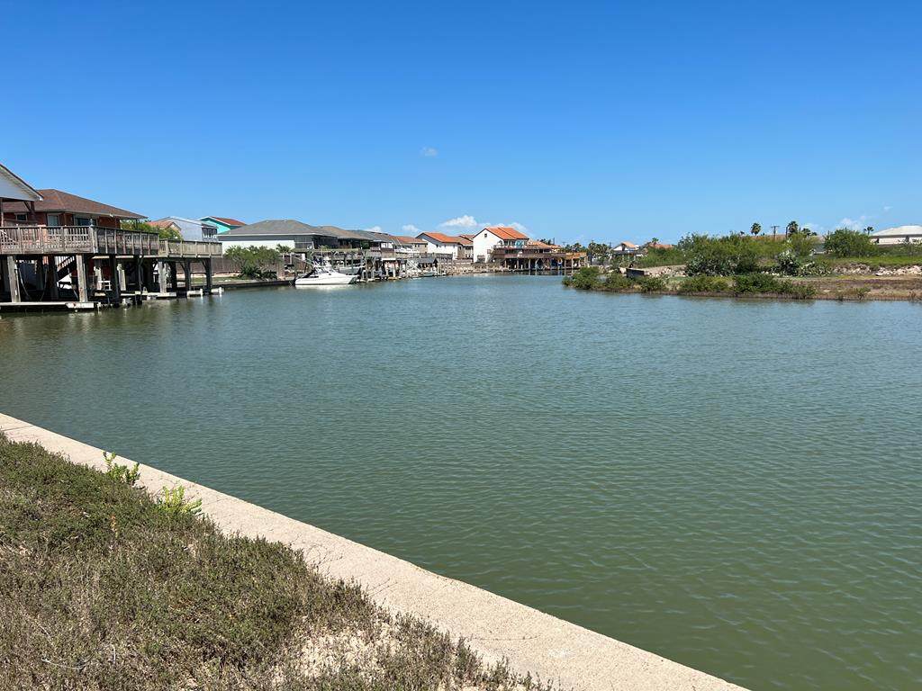 1535 Harbor Island Dr. - Photo 1