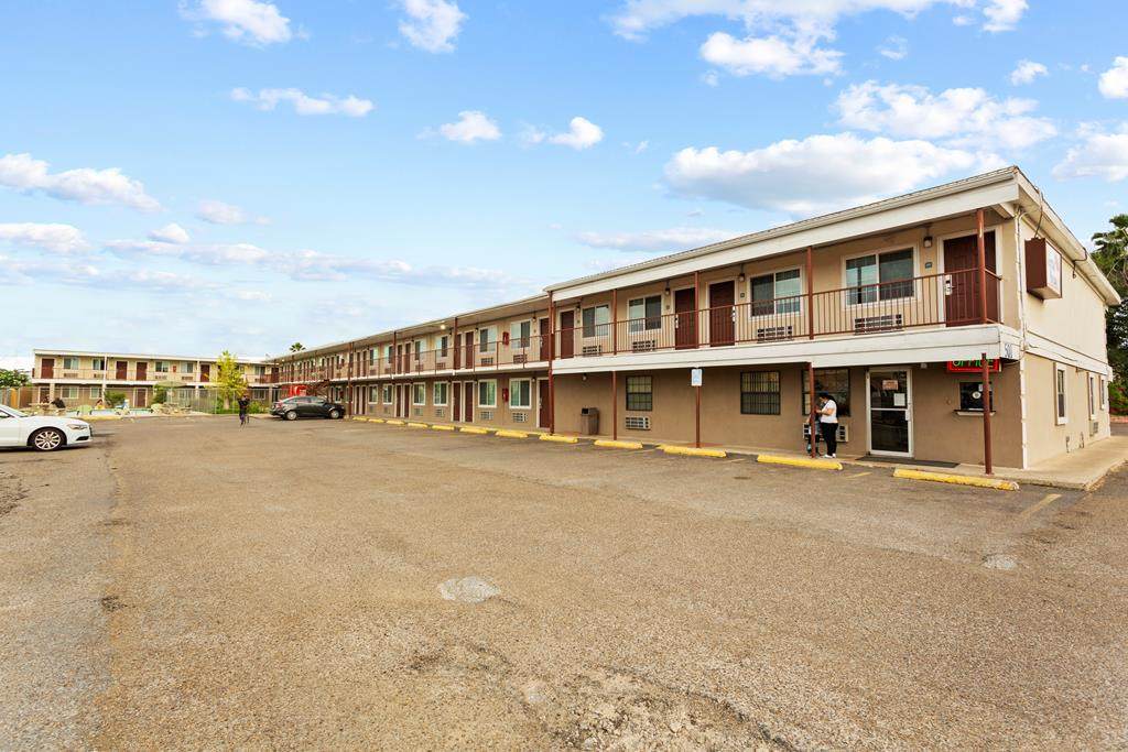 501 10th St. - Photo 1