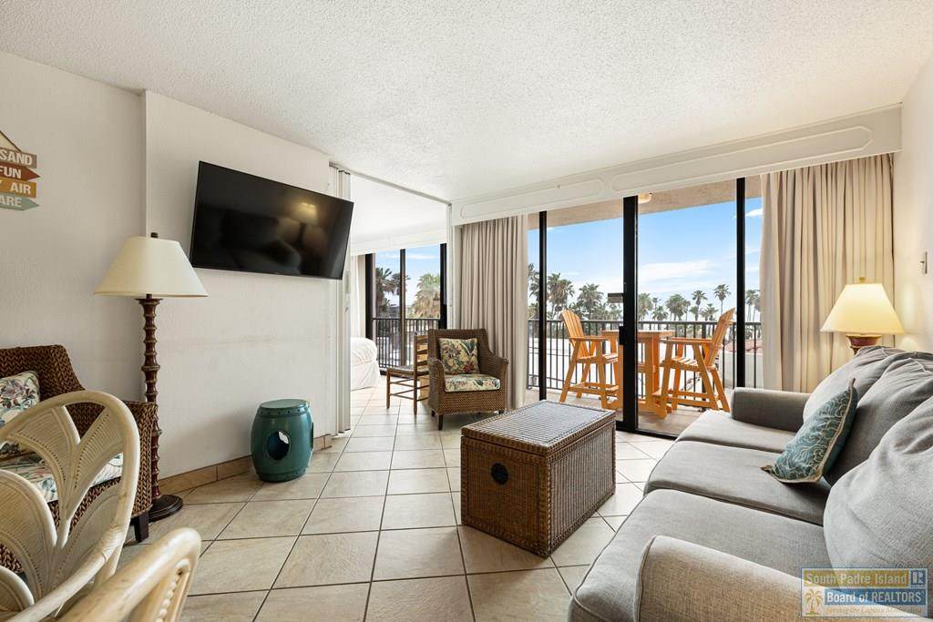 https://bt-photos.global.ssl.fastly.net/southpadre/orig_boomver_1_103914-2.jpg