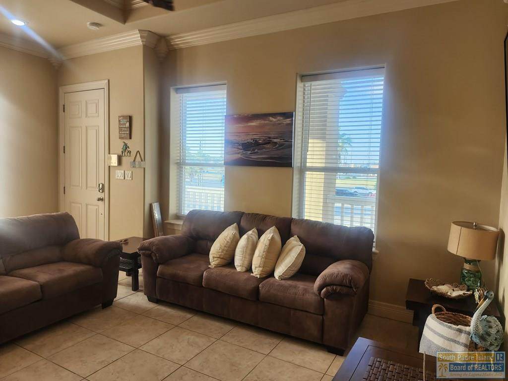 https://bt-photos.global.ssl.fastly.net/southpadre/orig_boomver_2_104453-2.jpg