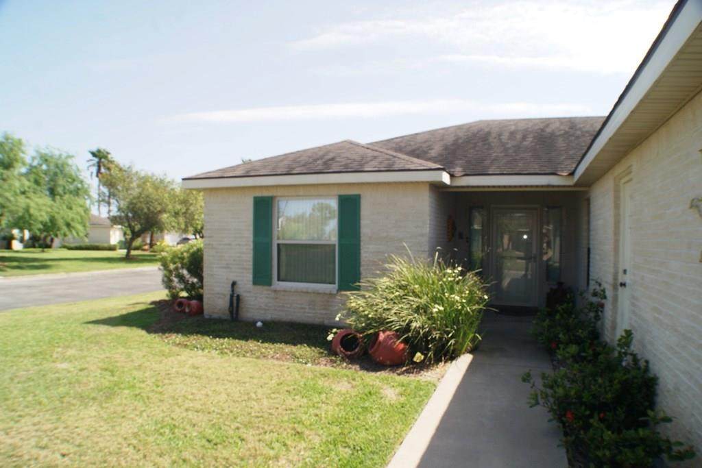 1 Pinehurst Dr. - Photo 1