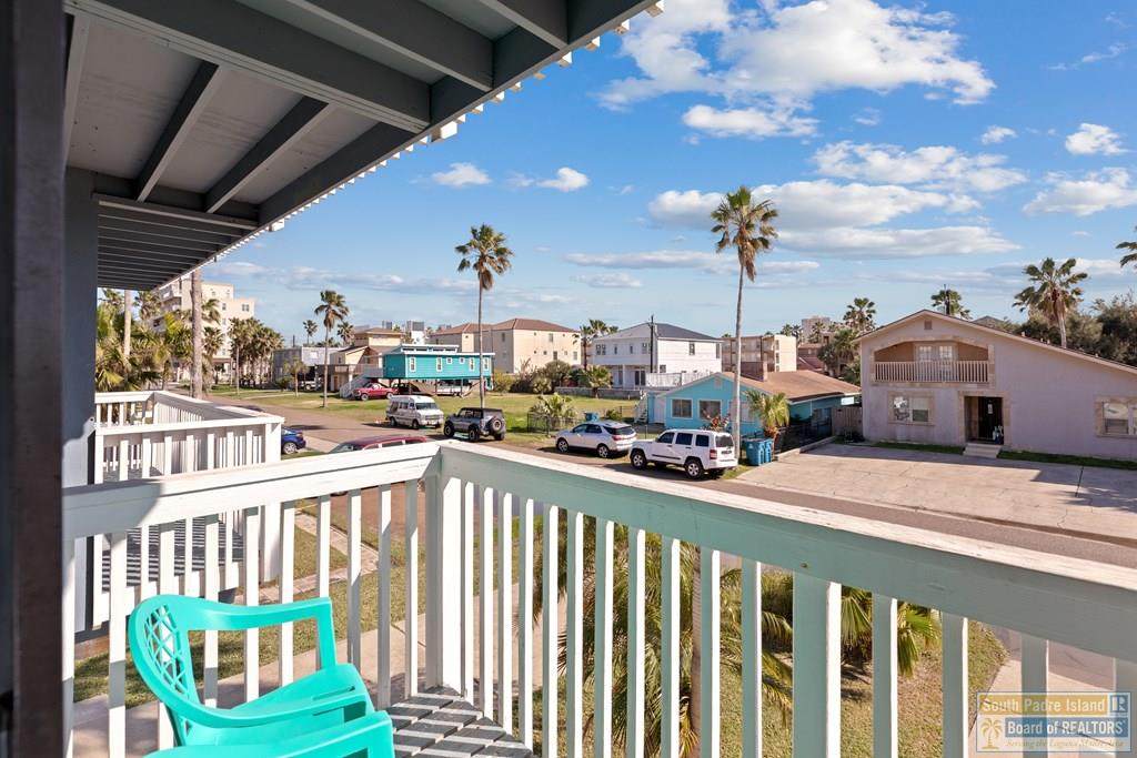https://bt-photos.global.ssl.fastly.net/southpadre/orig_boomver_1_104733-2.jpg