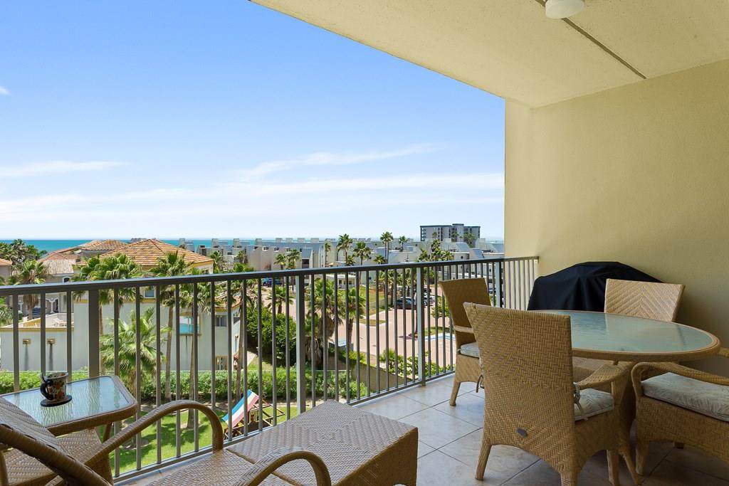 111 Hacienda Blvd. - Photo 1