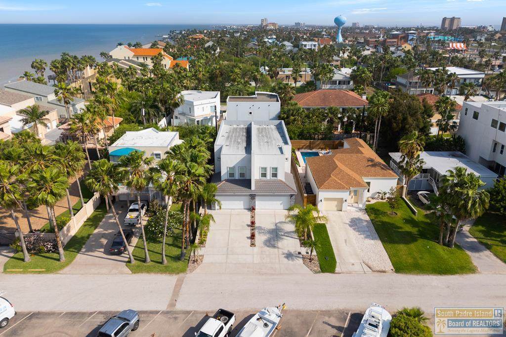 212 Acapulco St. - Photo 1