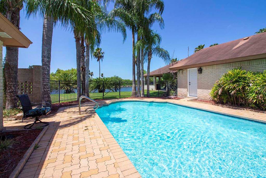 39423 Palm Dr - Photo 1