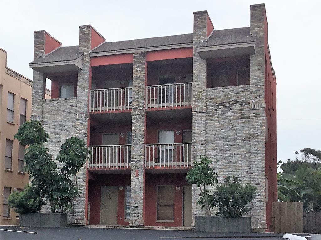 121 Retama St. - Photo 1