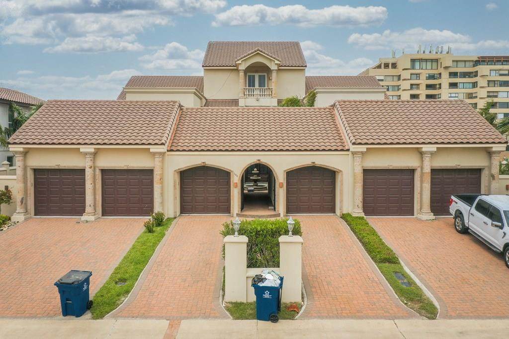 146 Kings Court - Photo 1