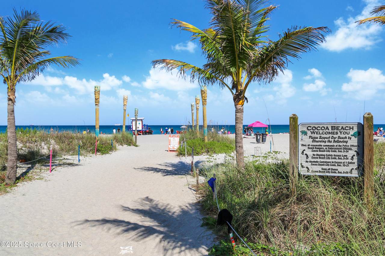 https://bt-photos.global.ssl.fastly.net/spacecoast/1280_boomver_11_1038375-2.jpg