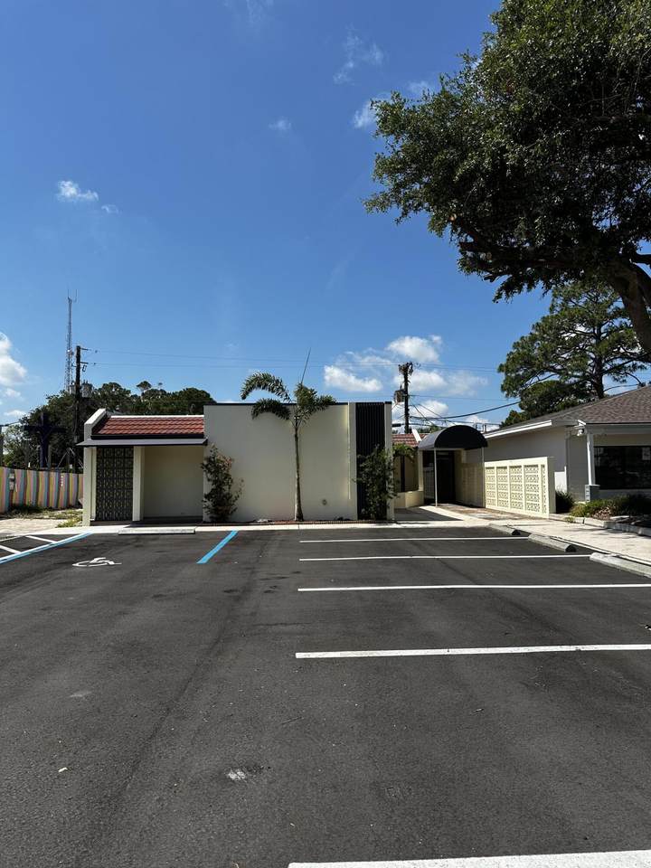 https://bt-photos.global.ssl.fastly.net/spacecoast/1280_boomver_1_1014018-2.jpg