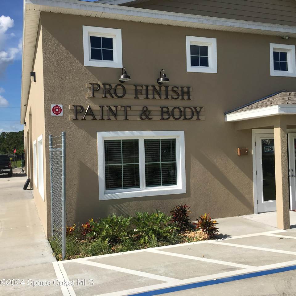 https://bt-photos.global.ssl.fastly.net/spacecoast/1280_boomver_1_1030808-2.jpg