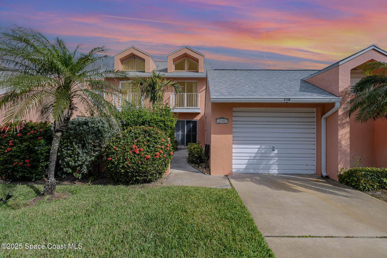https://bt-photos.global.ssl.fastly.net/spacecoast/1280_boomver_1_1038619-2.jpg