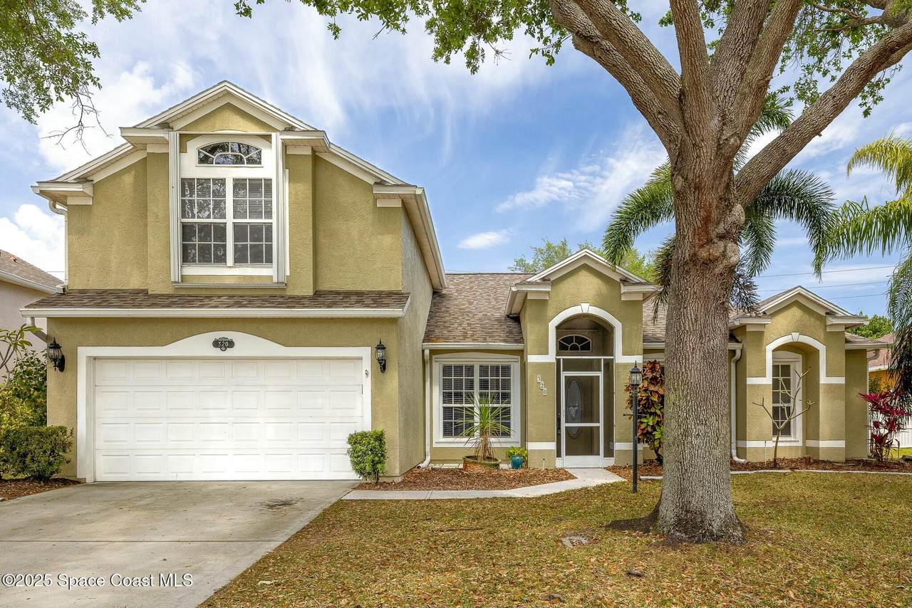 320 Pebble Hill Way - Photo 1