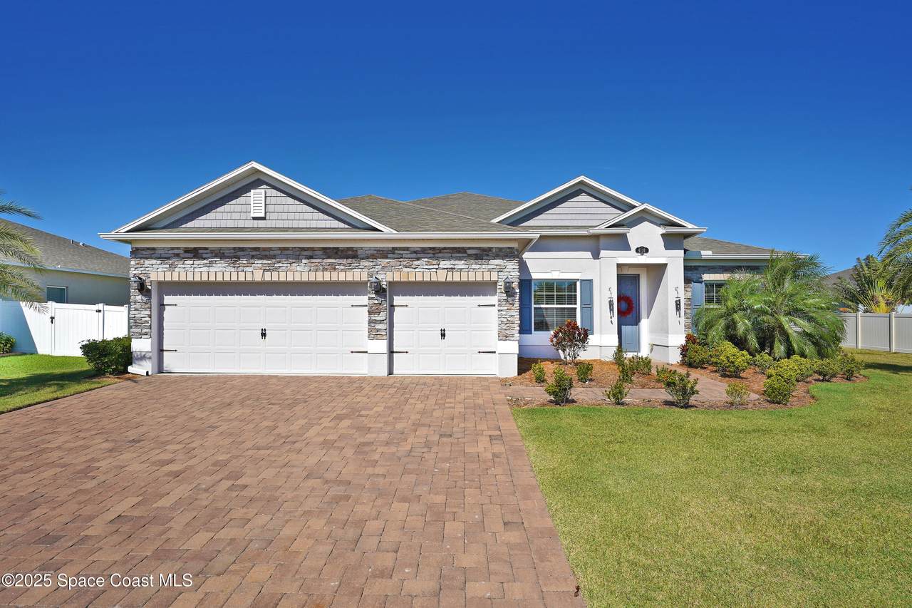 https://bt-photos.global.ssl.fastly.net/spacecoast/1280_boomver_1_1042546-2.jpg
