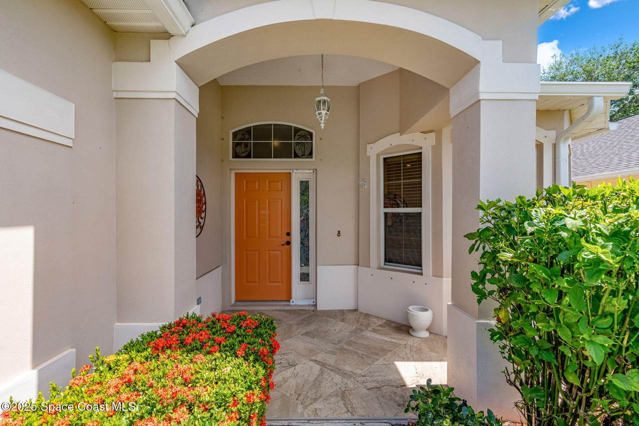 https://bt-photos.global.ssl.fastly.net/spacecoast/1280_boomver_1_1042859-2.jpg