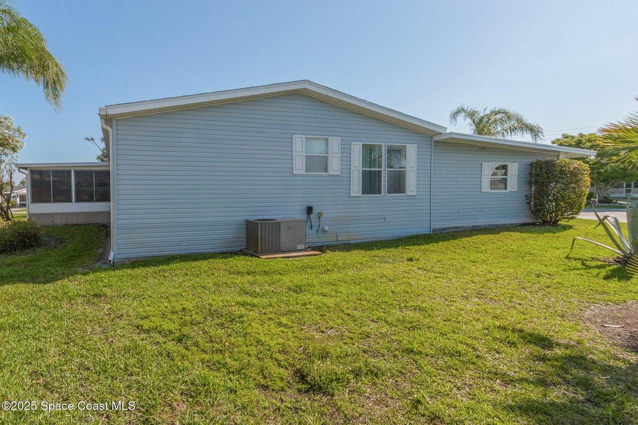 https://bt-photos.global.ssl.fastly.net/spacecoast/1280_boomver_1_1042876-2.jpg