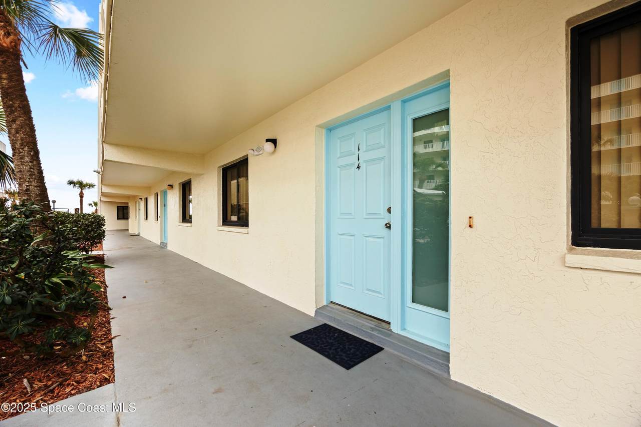 https://bt-photos.global.ssl.fastly.net/spacecoast/1280_boomver_1_1044551-2.jpg