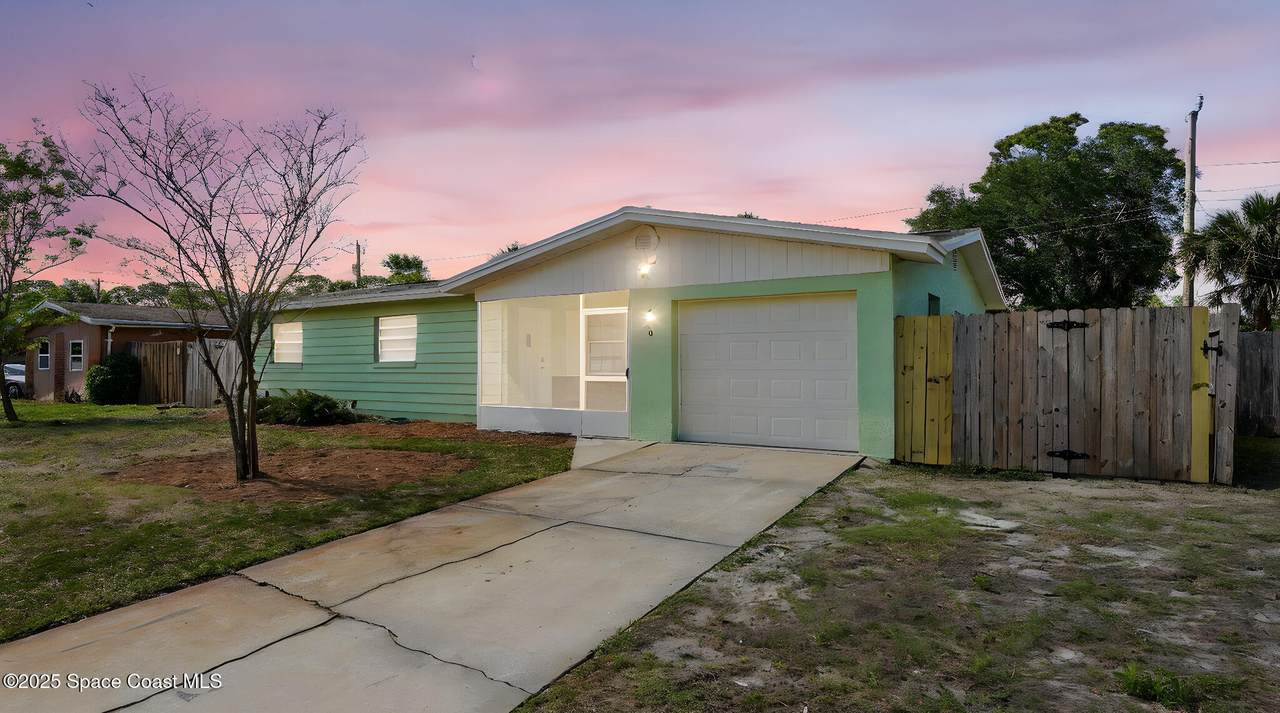 620 Birchwood Lane - Photo 1