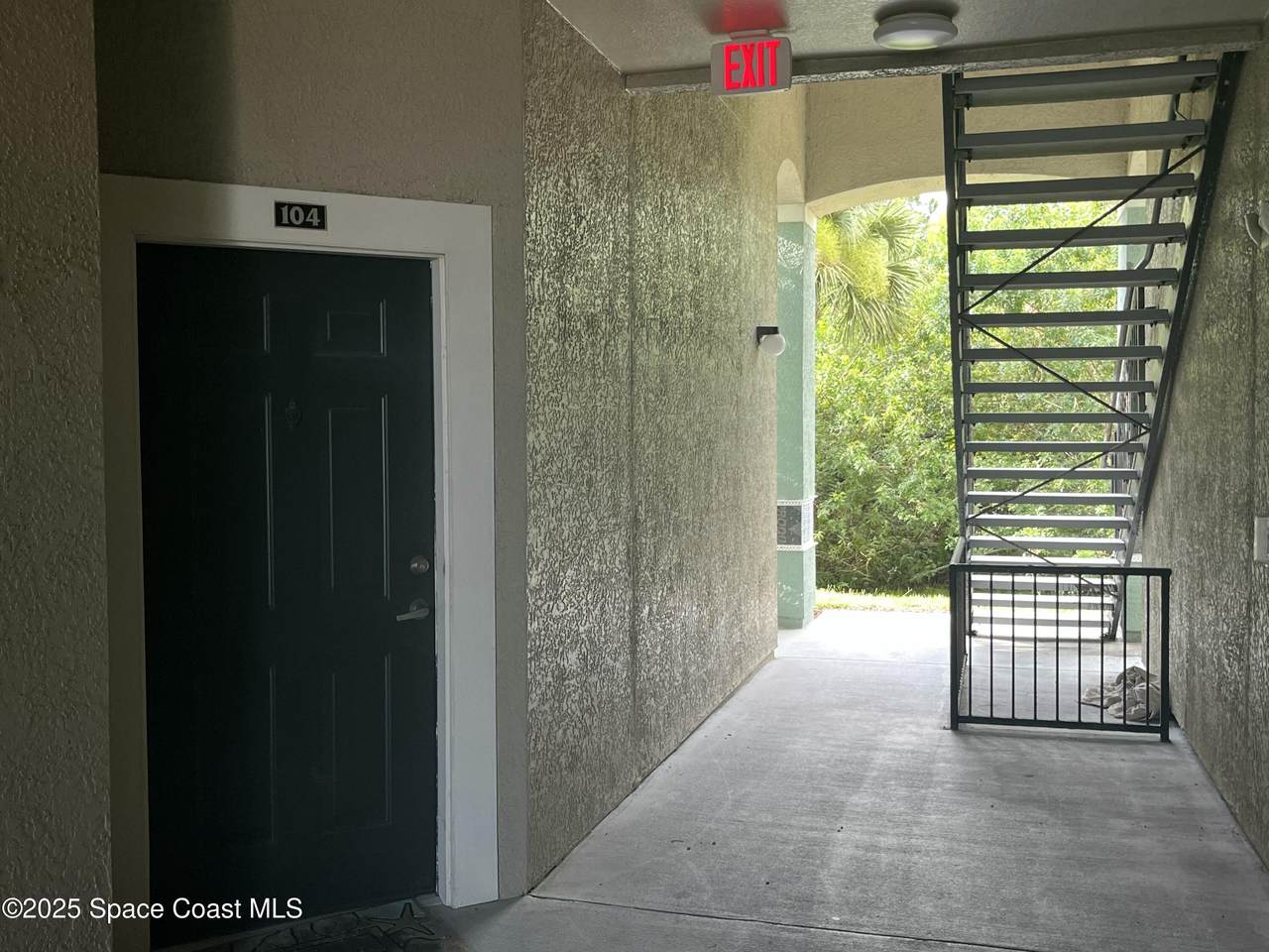 https://bt-photos.global.ssl.fastly.net/spacecoast/1280_boomver_1_1047686-2.jpg