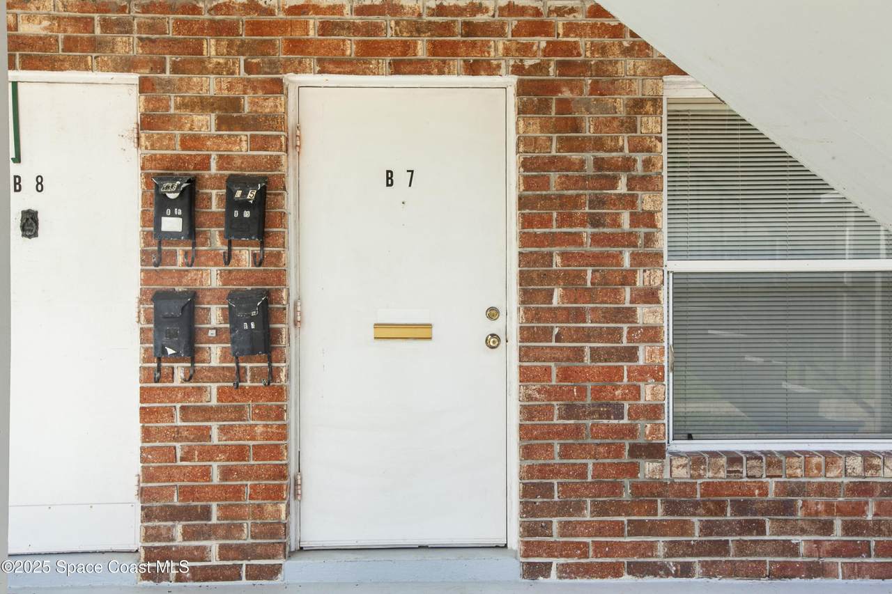 190 Olmstead Drive - Photo 1