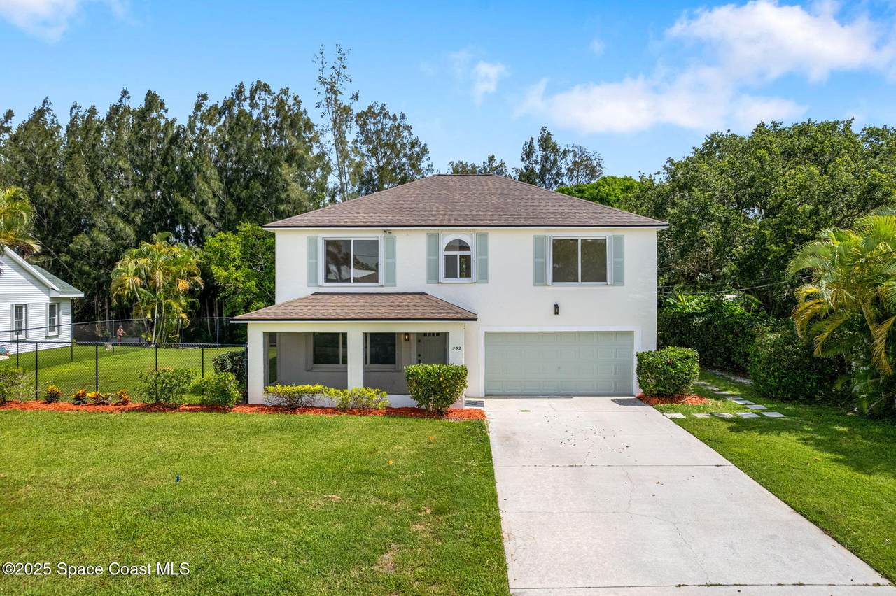 332 Nikomas Way - Photo 1