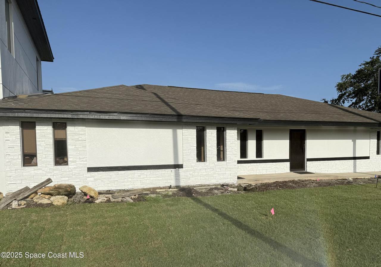 1269 Us Highway 1 - Photo 1