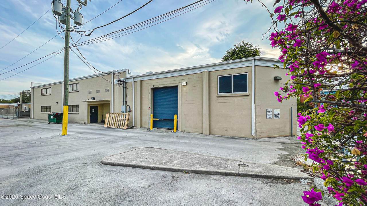 https://bt-photos.global.ssl.fastly.net/spacecoast/1280_boomver_1_1051895-2.jpg