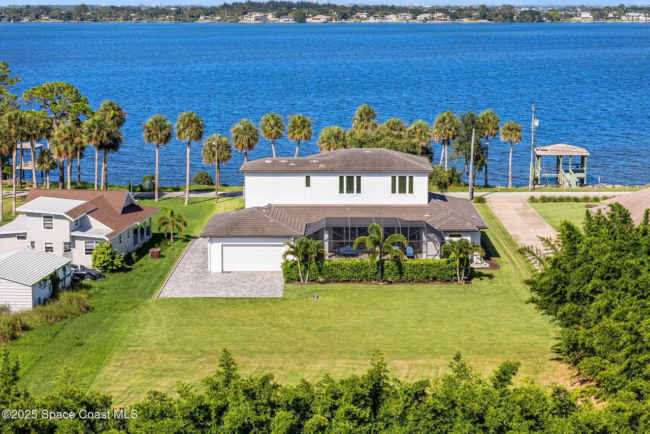 https://bt-photos.global.ssl.fastly.net/spacecoast/1280_boomver_1_1052510-2.jpg