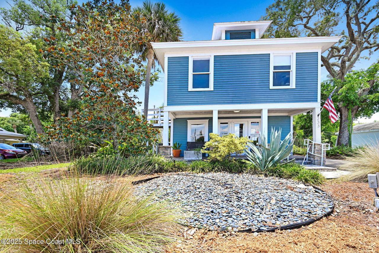 233 New Haven Avenue - Photo 1