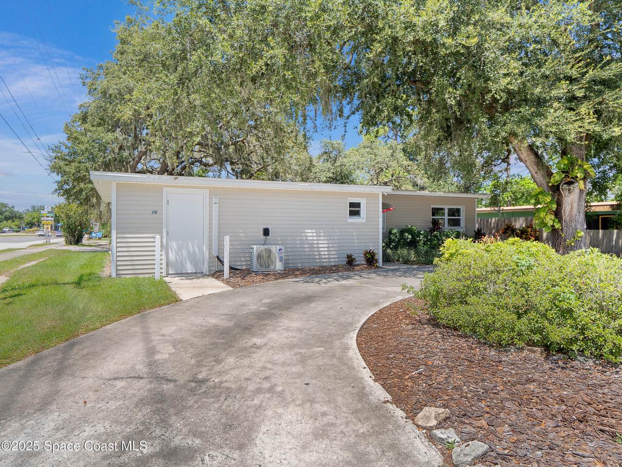 10 Hilltop Drive - Photo 1