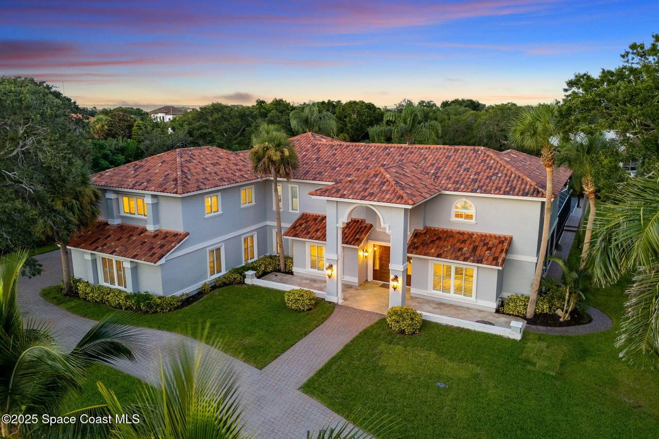 5160 Del Sol Drive - Photo 1