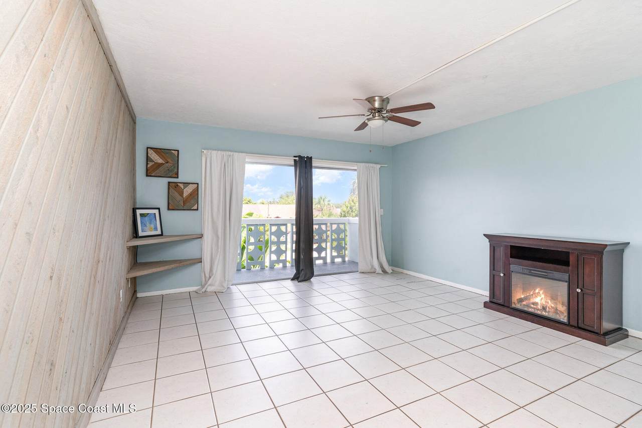https://bt-photos.global.ssl.fastly.net/spacecoast/1280_boomver_1_1055793-2.jpg