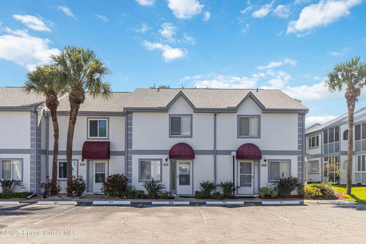 169 Seaport Boulevard - Photo 1