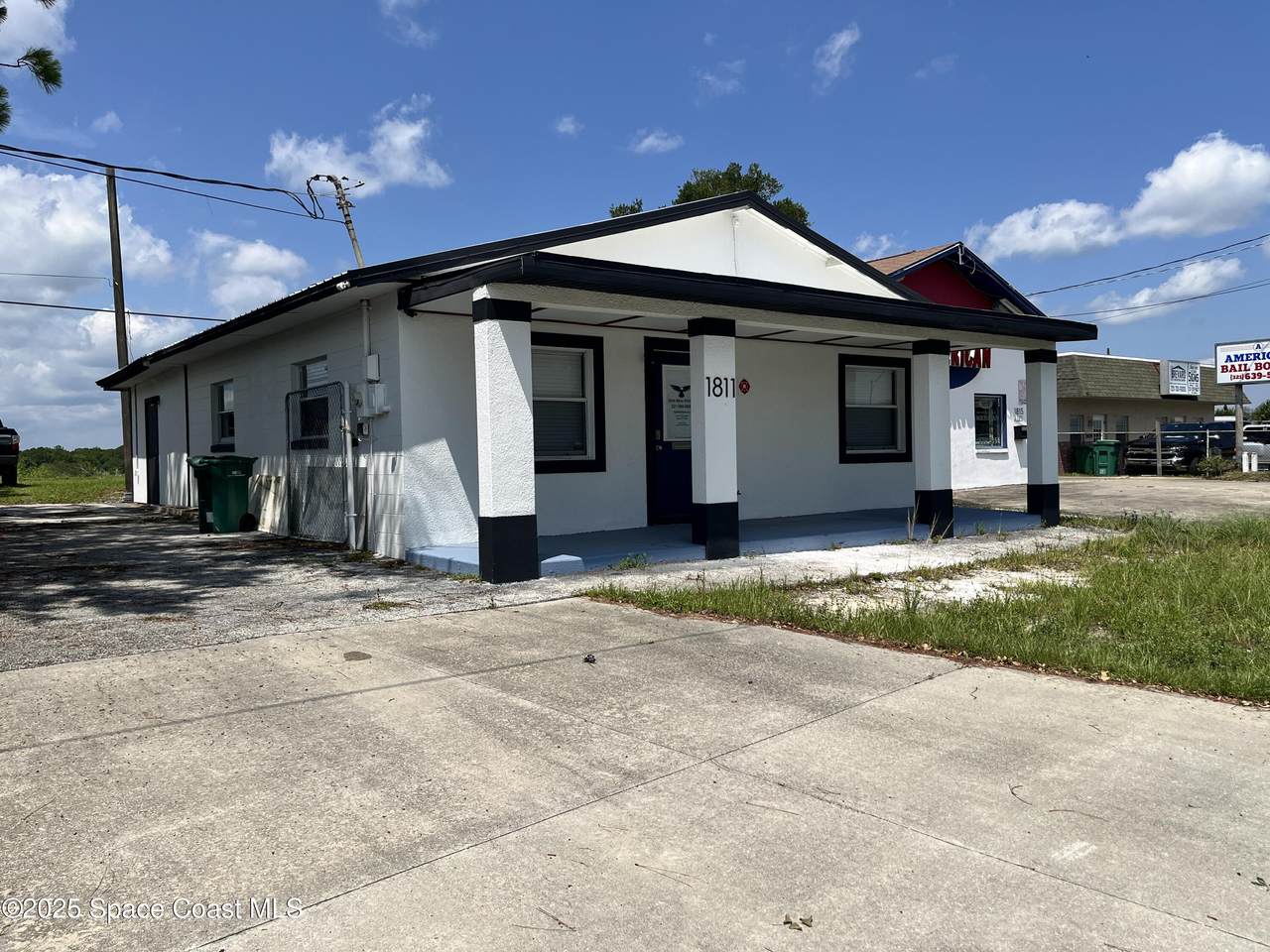 1811 Cocoa Boulevard - Photo 1