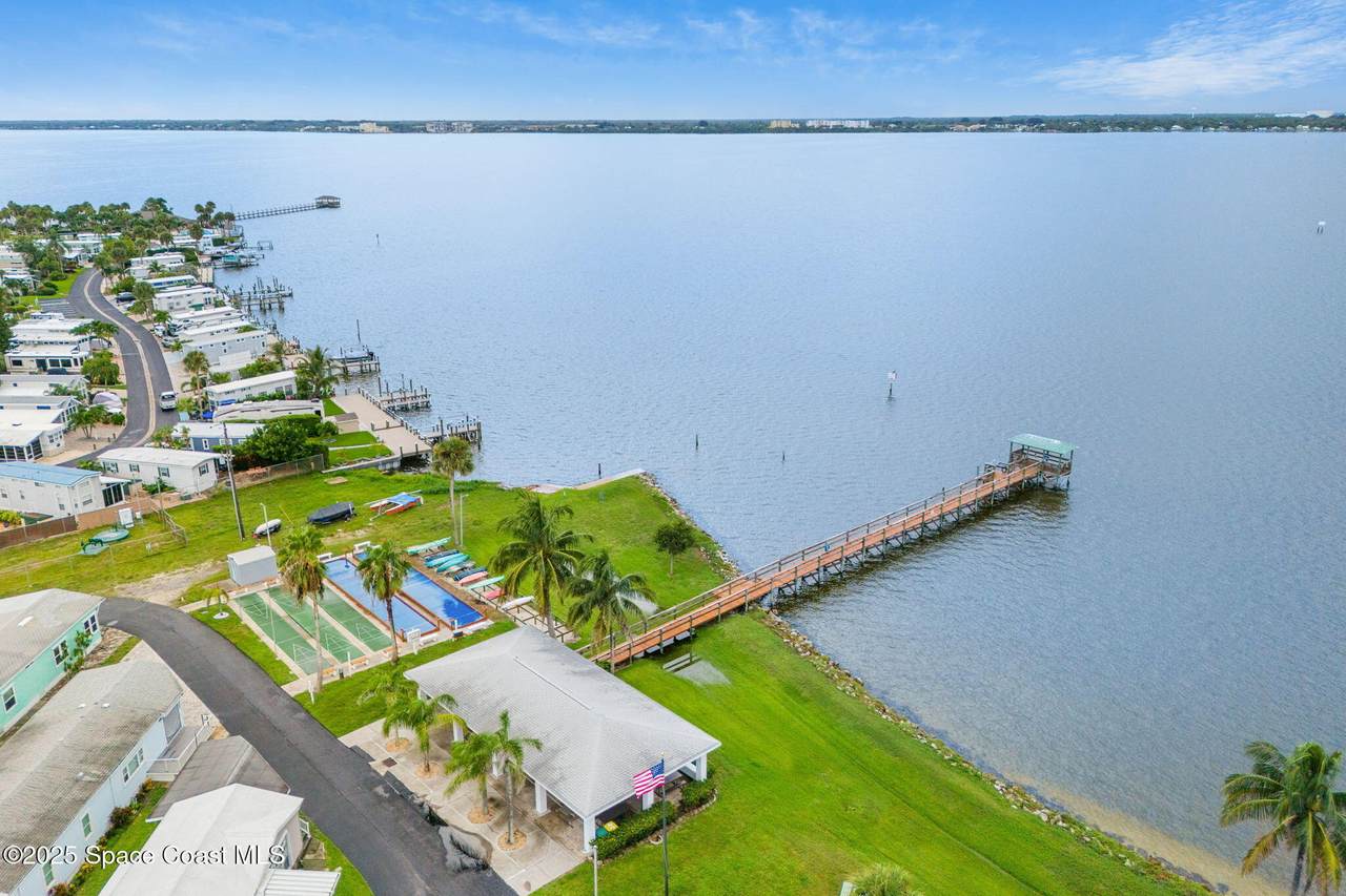 https://bt-photos.global.ssl.fastly.net/spacecoast/1280_boomver_1_1057977-2.jpg