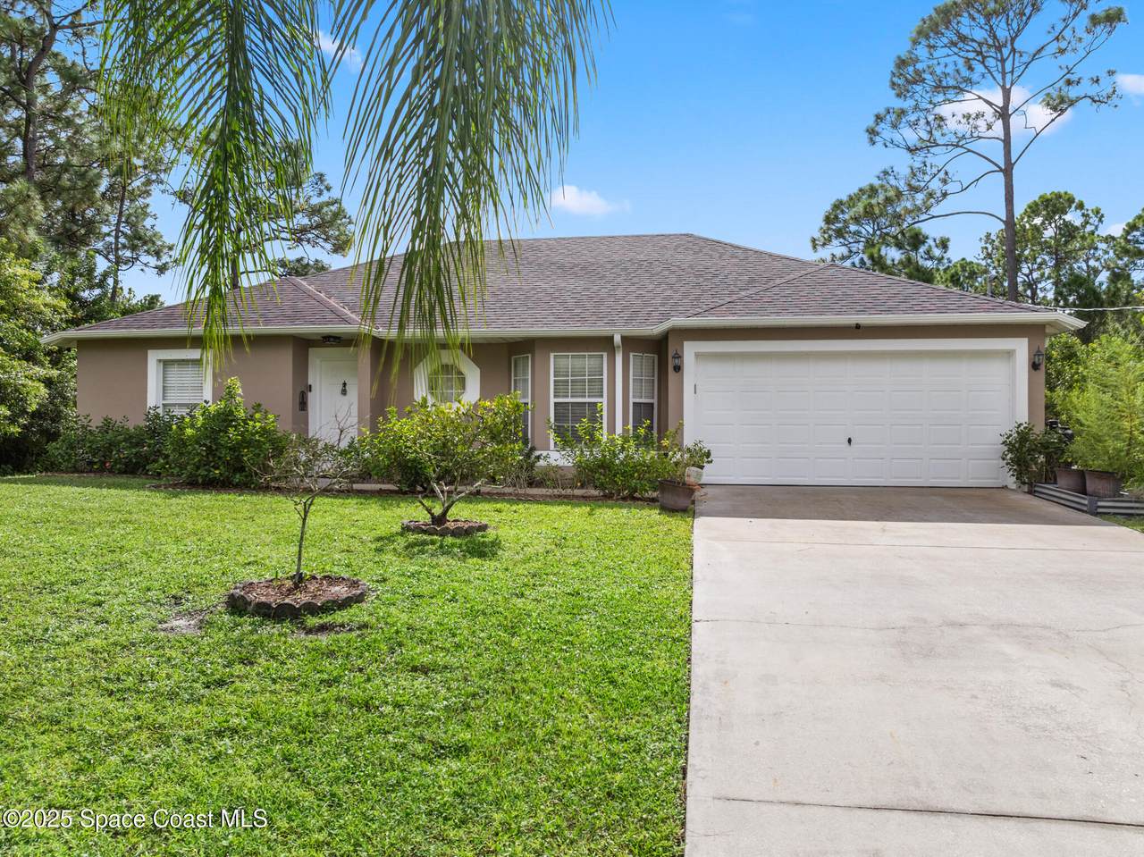2724 Tolman Avenue - Photo 1