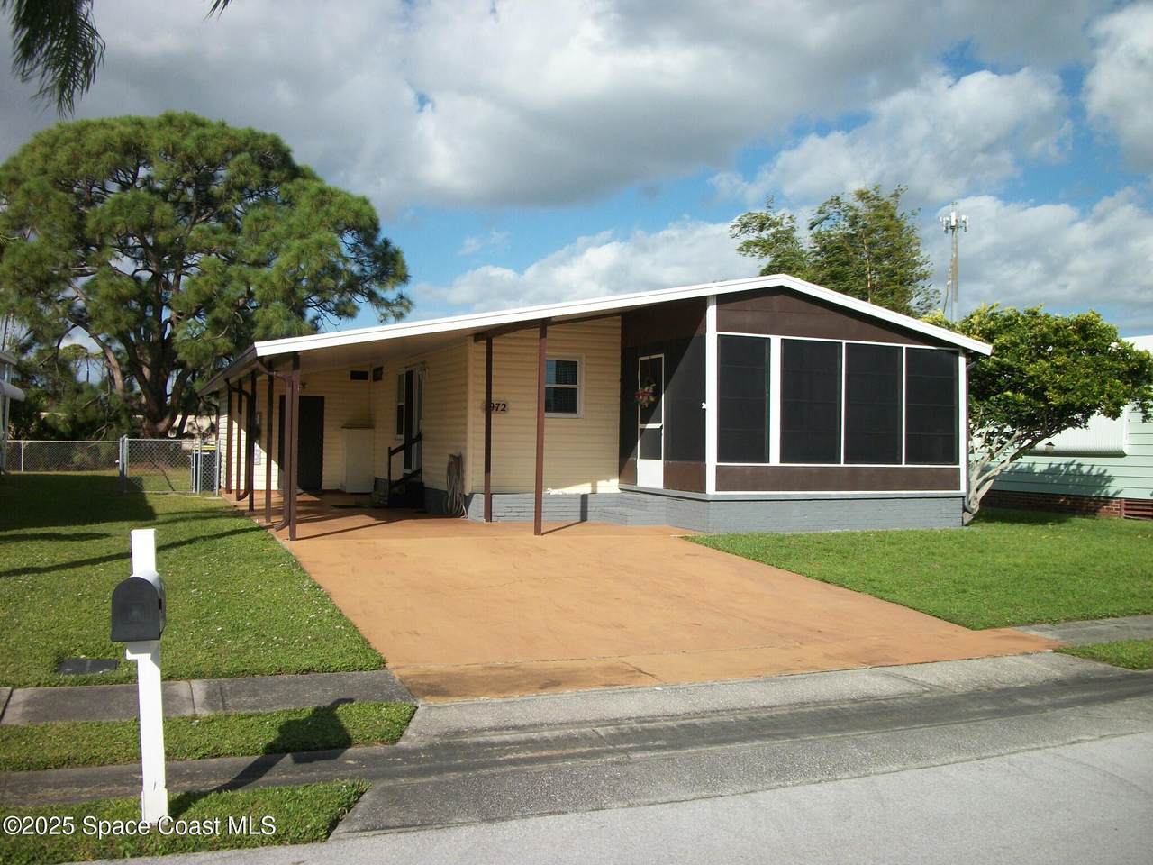 1972 Mango Street - Photo 1