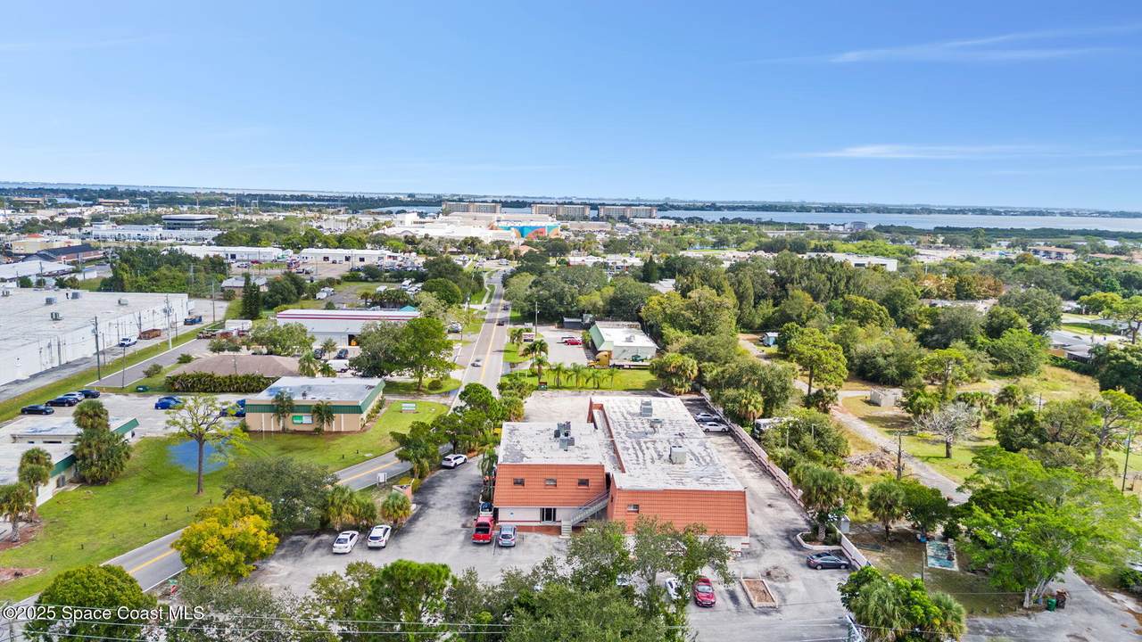 https://bt-photos.global.ssl.fastly.net/spacecoast/1280_boomver_1_1061258-2.jpg