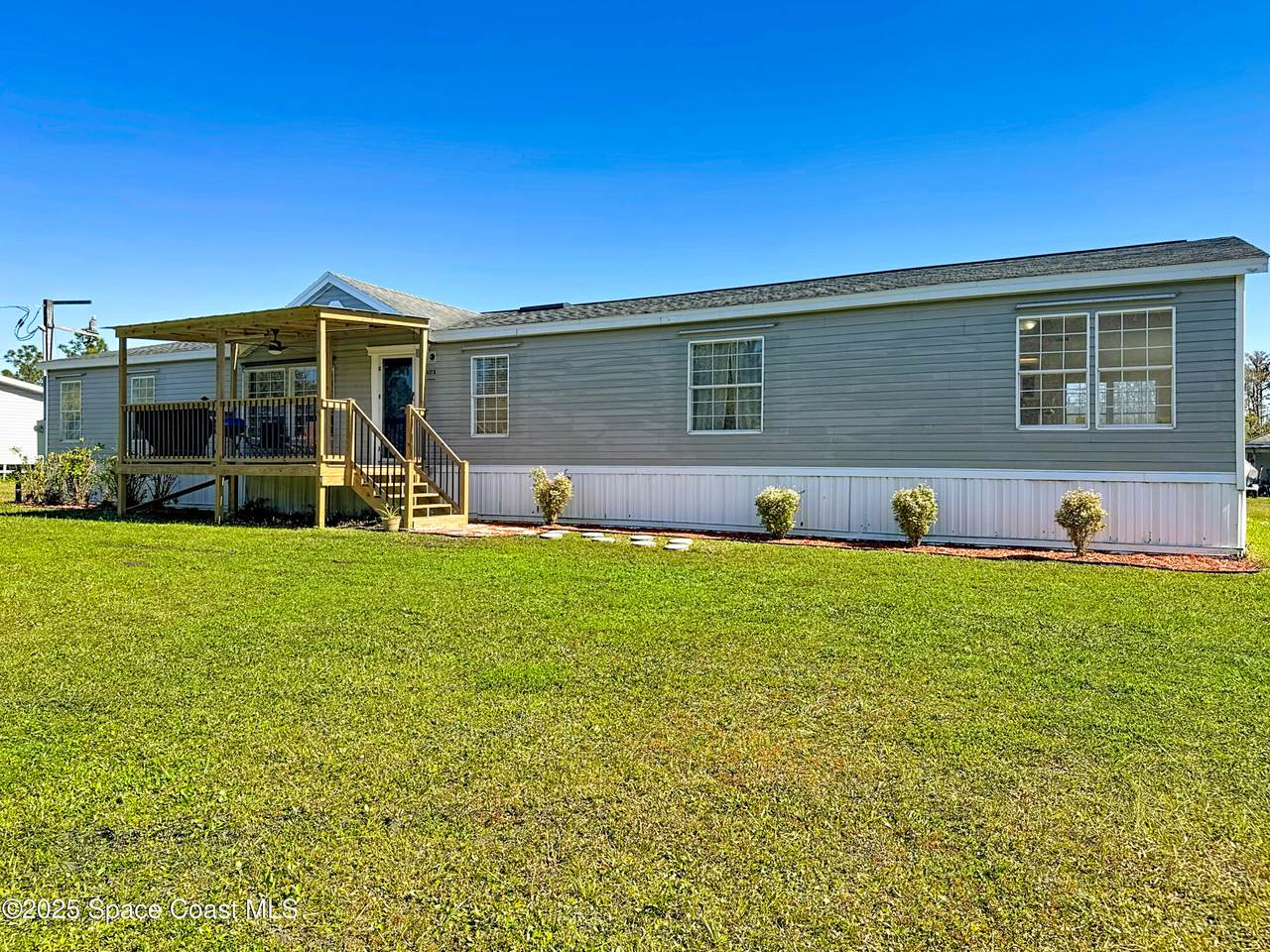 5175 Topeka Avenue - Photo 1