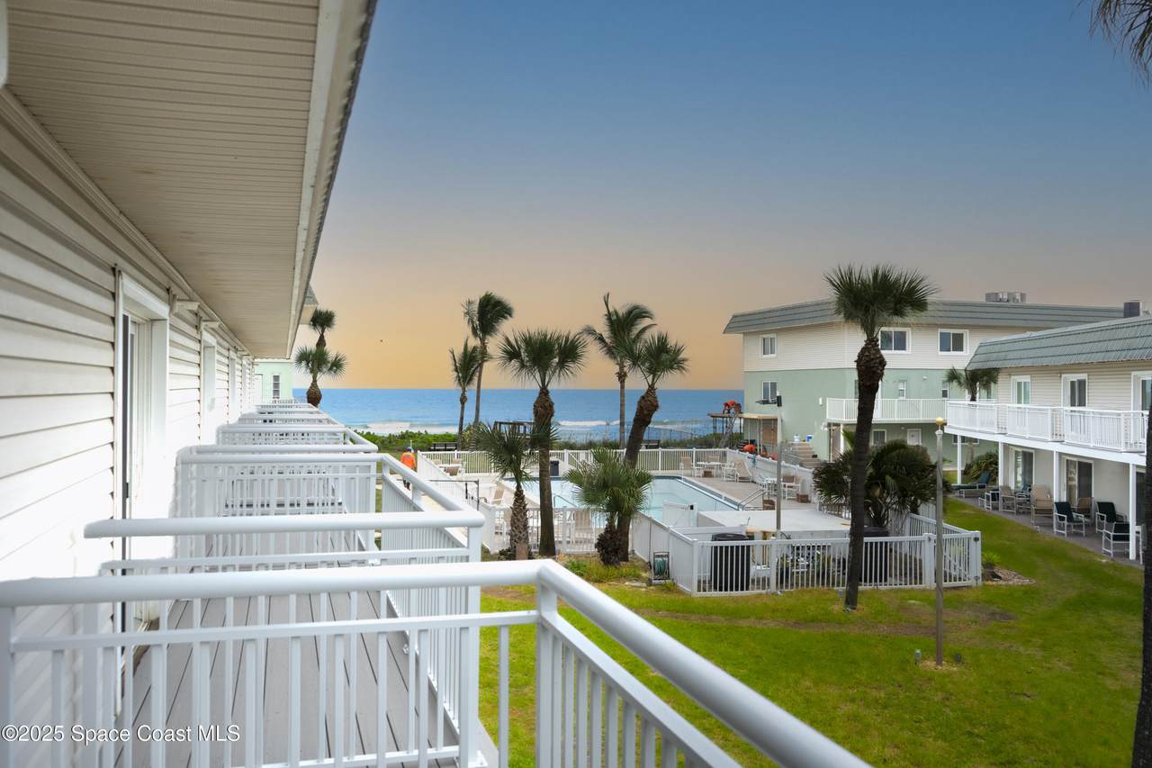 https://bt-photos.global.ssl.fastly.net/spacecoast/1280_boomver_1_1061654-2.jpg